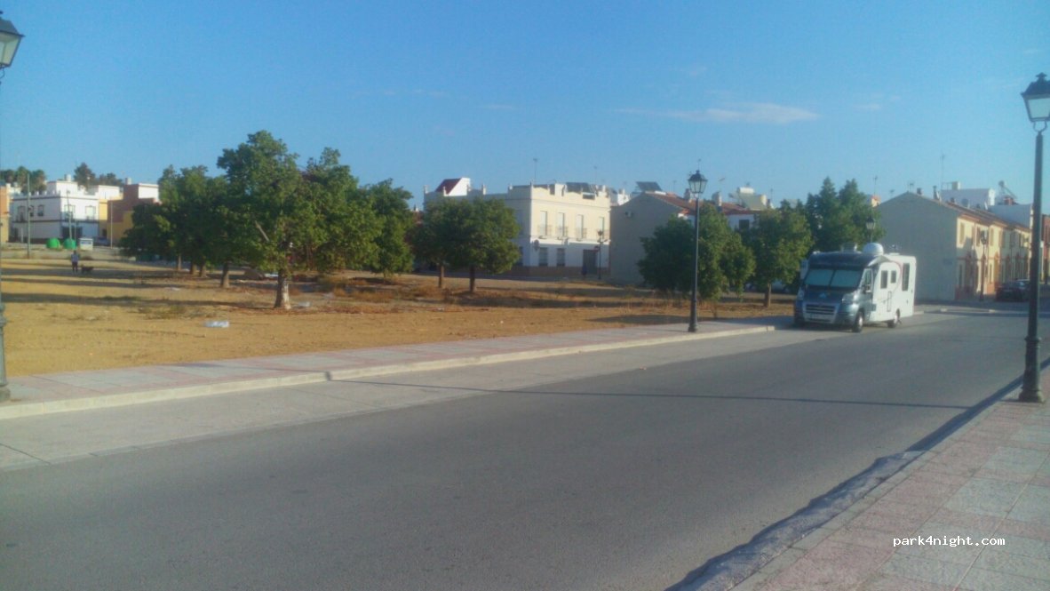 (41730) Las Cabezas de San Juan - 32 Calle Ávila — foto