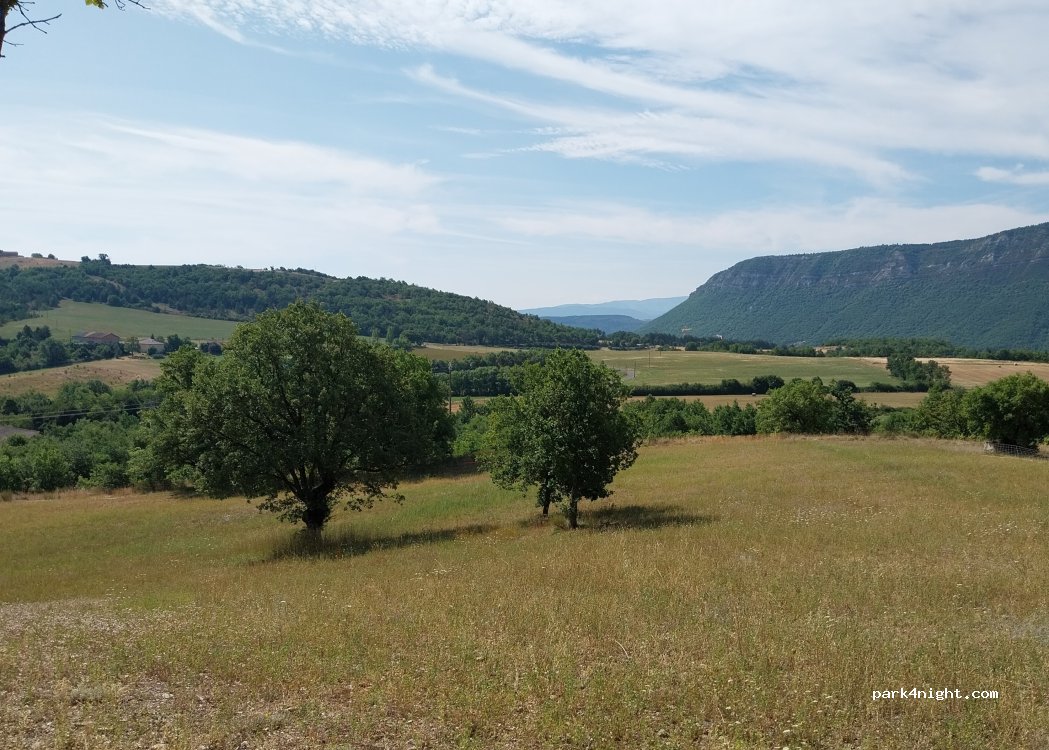 (05300) Laragne-Montéglin - Route d'Arzeliers — foto 2
