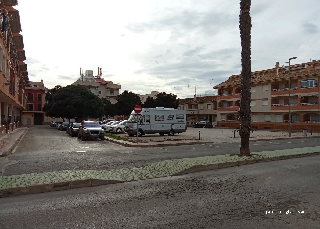 (30710) Los Alcázares - Avenida del Ferrocarril — foto