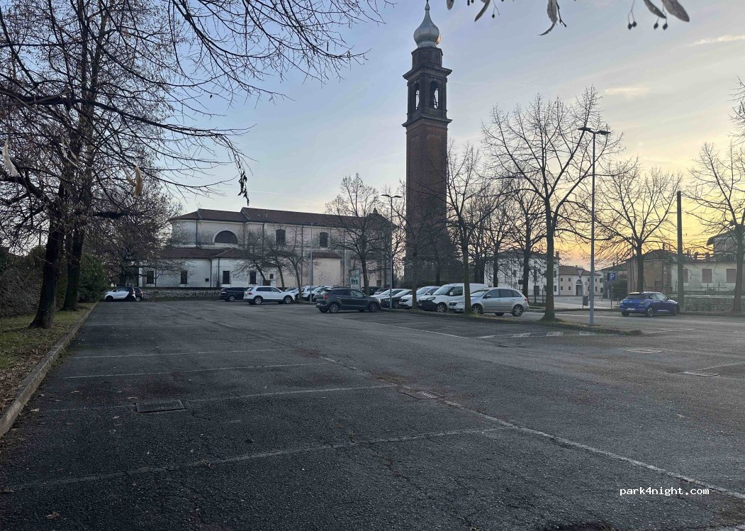 (31052) Maserada sul Piave - Via Alpino Forte — foto