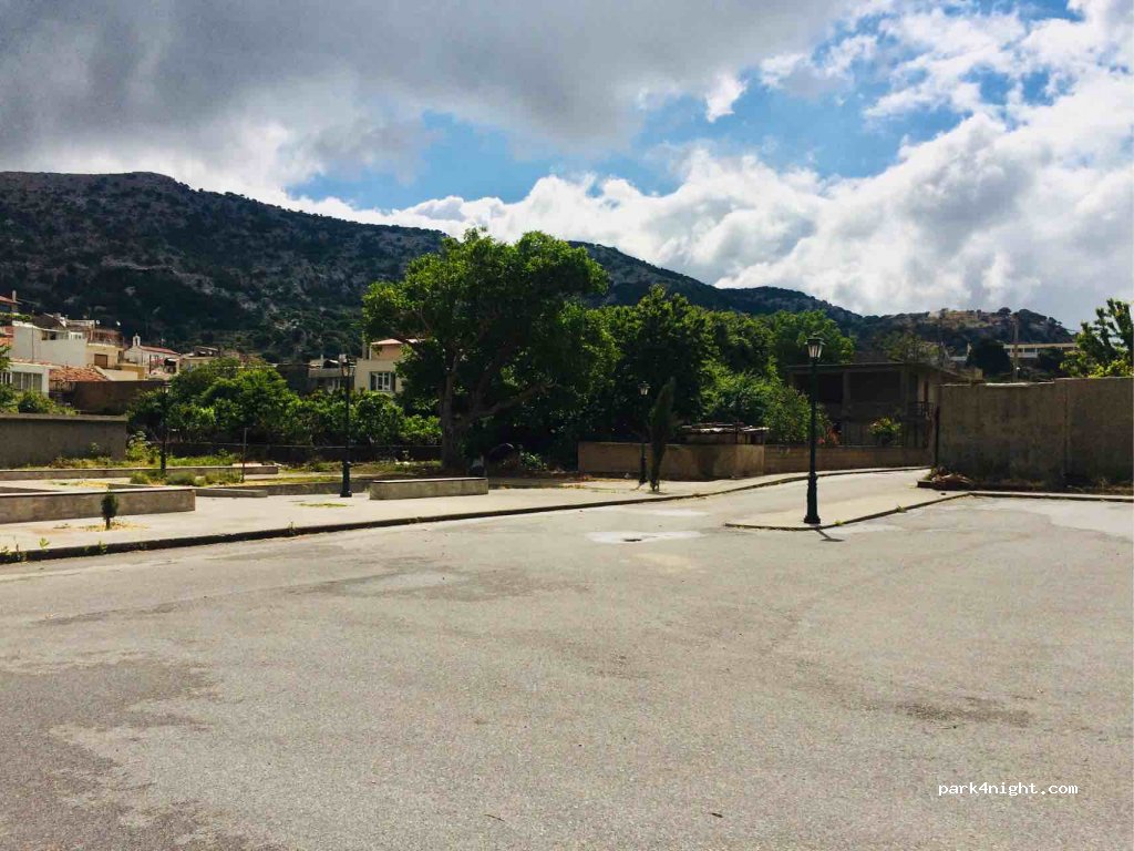 (720 52) Tzermiado - Eparchiaki Odos Neapolis - Chersonisou — foto 3