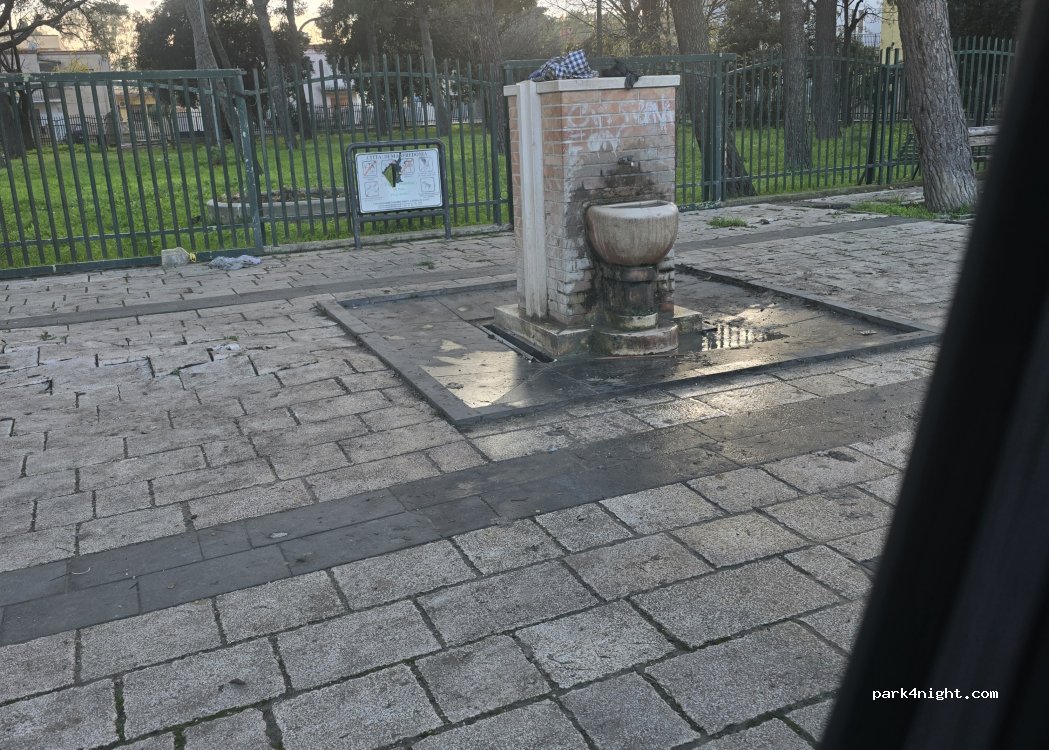(71043) Manfredonia - Viale del Mezzogiorno — foto
