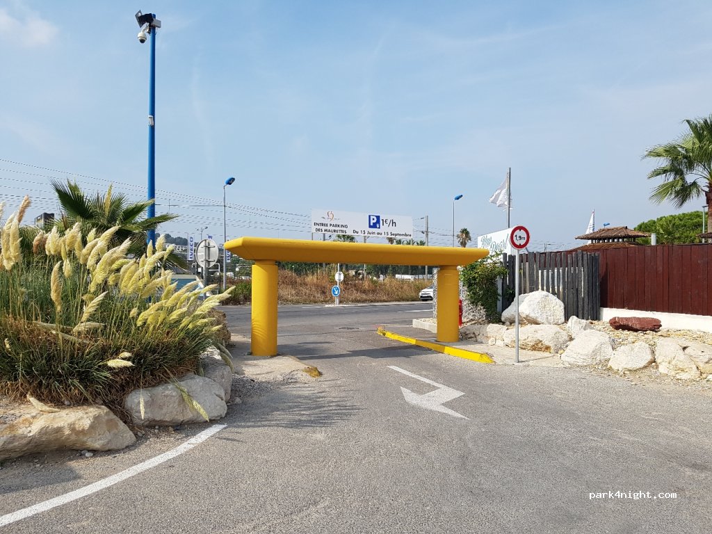 (06270) Villeneuve-Loubet - 2336-2404 Route du Bord de Mer — foto 2