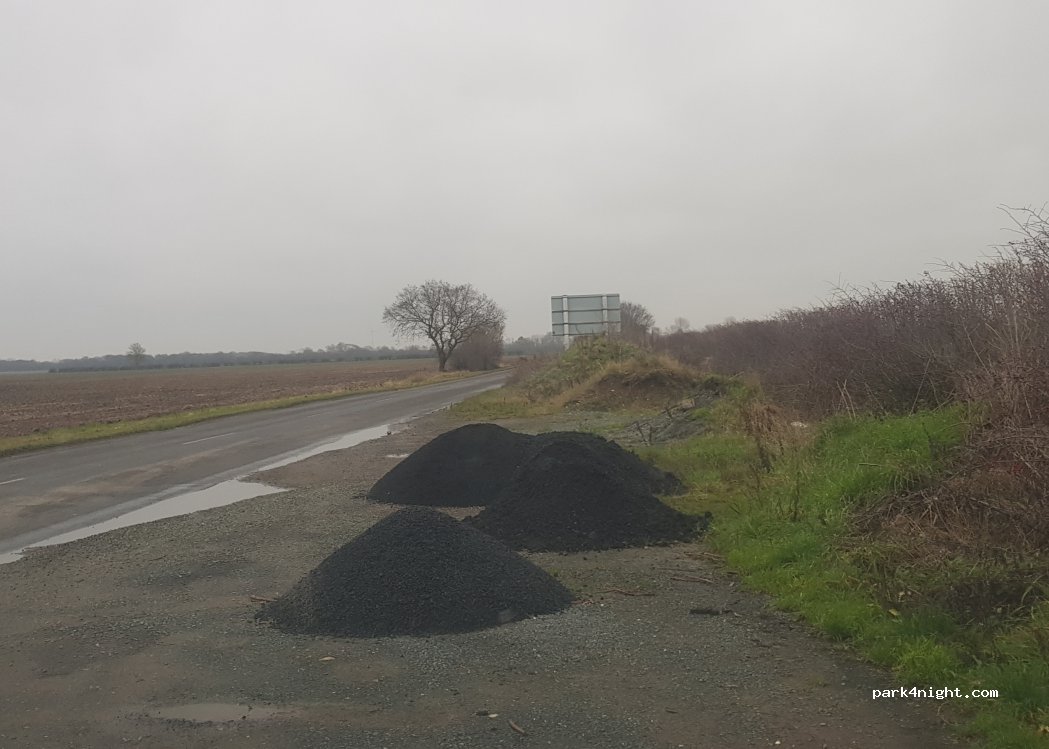 (DN14 0DW) Selby - Balne Moor Road — foto