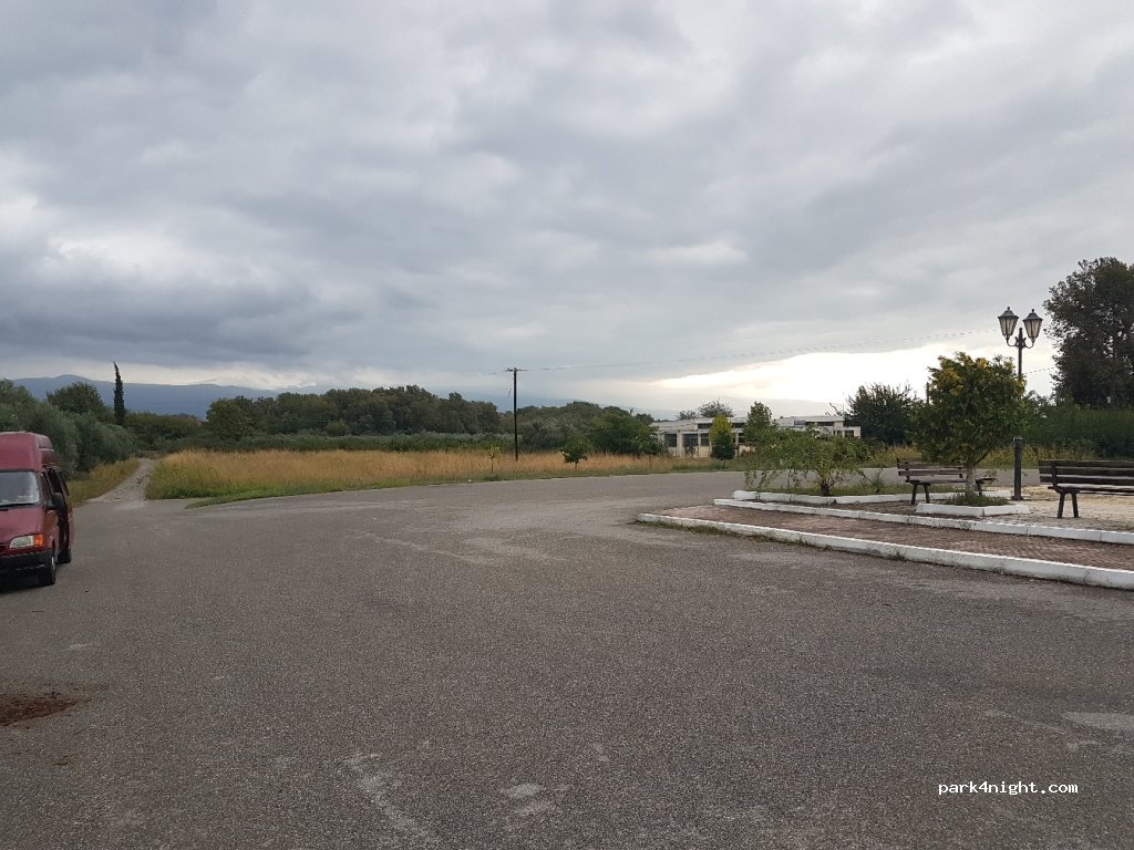 (351 00) Ano Damasta - Eparchiaki Odos Iraklion-Kato Damaston — foto