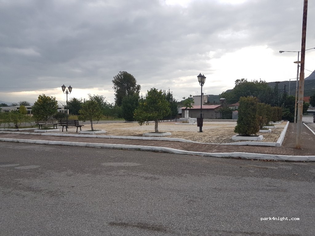 (351 00) Ano Damasta - Eparchiaki Odos Iraklion-Kato Damaston — foto 2