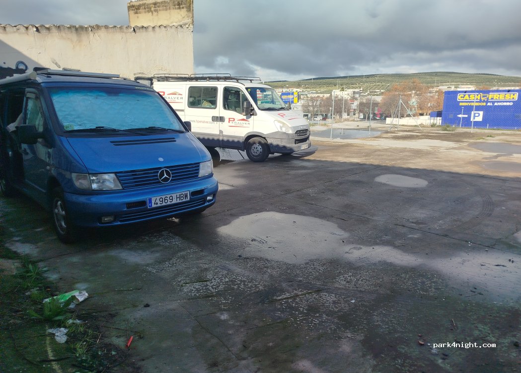 (14900) Lucena - Calle Perales — foto 2