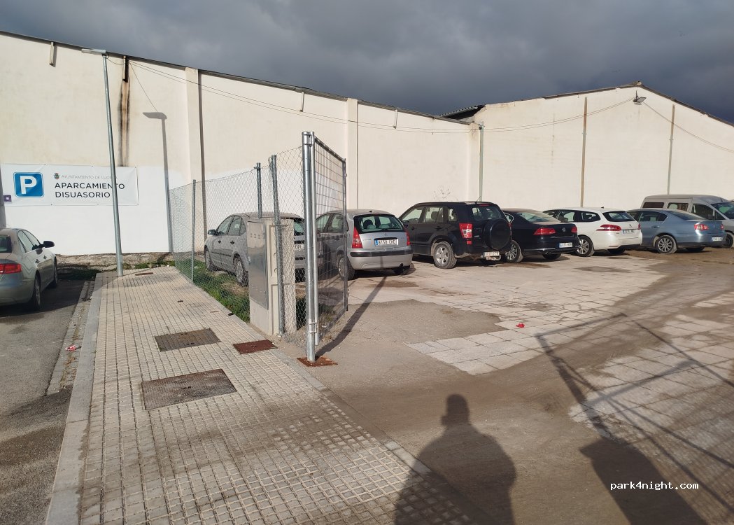 (14900) Lucena - Calle Perales — foto 3