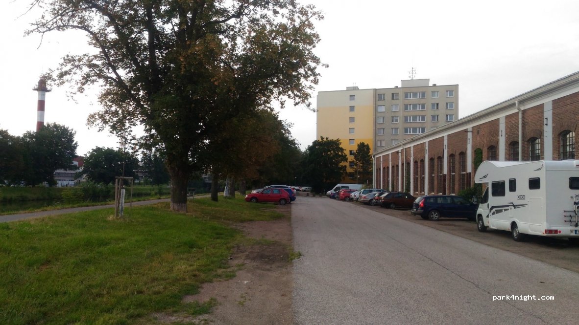 (500 02) Hradec Králové - 2 Říční — foto 3