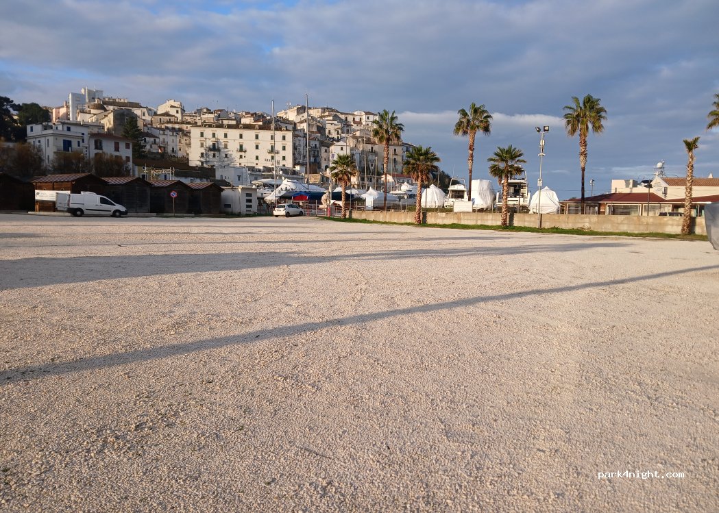 (71012) Rodi Garganico - Marina di Rodi Garganico — foto