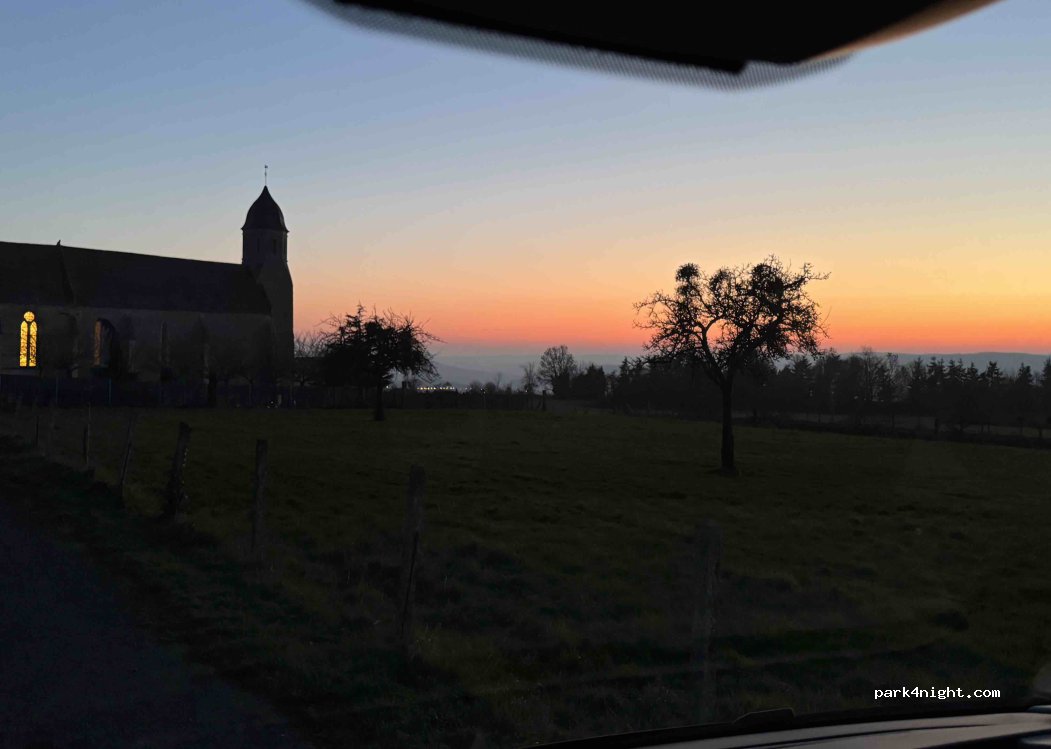 (14220) Croisilles - Route du Petit Courtemot — foto 2