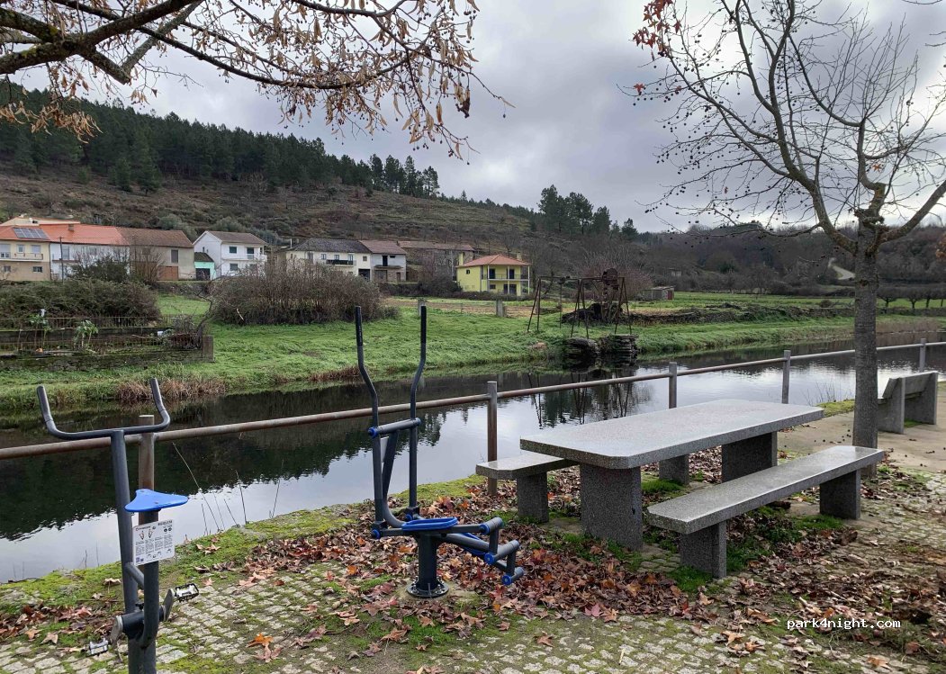 () Vale de Frades e Avelanoso - — foto 3