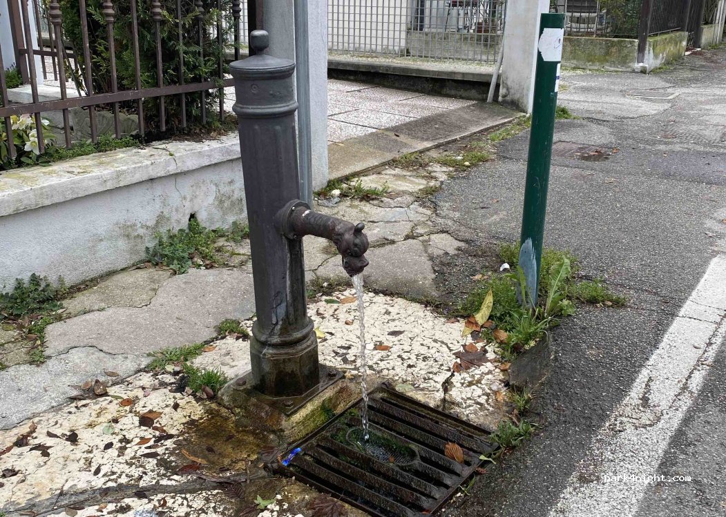 (31100) Treviso - Via Castello d'Amore — foto