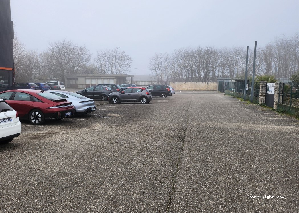 (69800) Saint-Bonnet-de-Mure - — foto