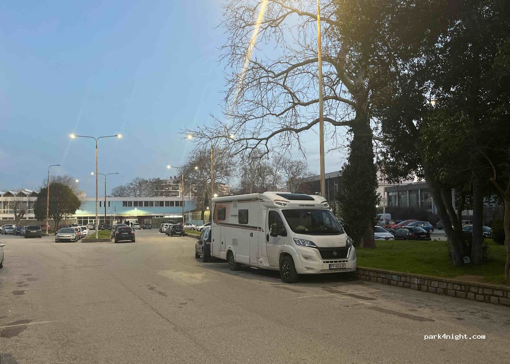 (671 00) Xanthi - Panepistimiou — foto 5