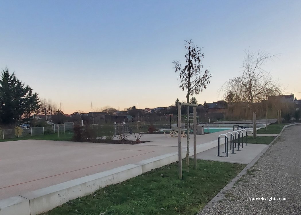 (67310) Dahlenheim - Rue du Stade — foto 4