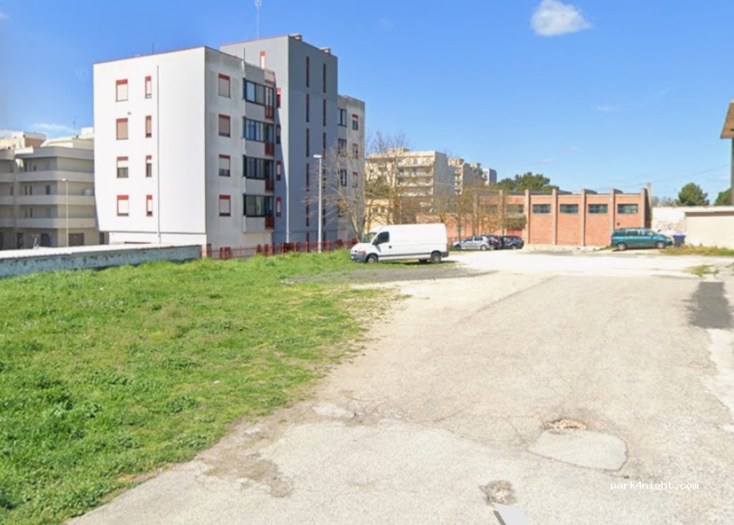 (70017) Putignano - Via Padre Ierario — foto