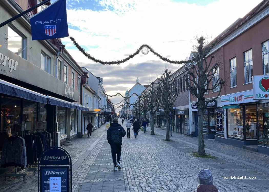 (374 38) Karlshamn - Bryggaregatan 16 — foto 2