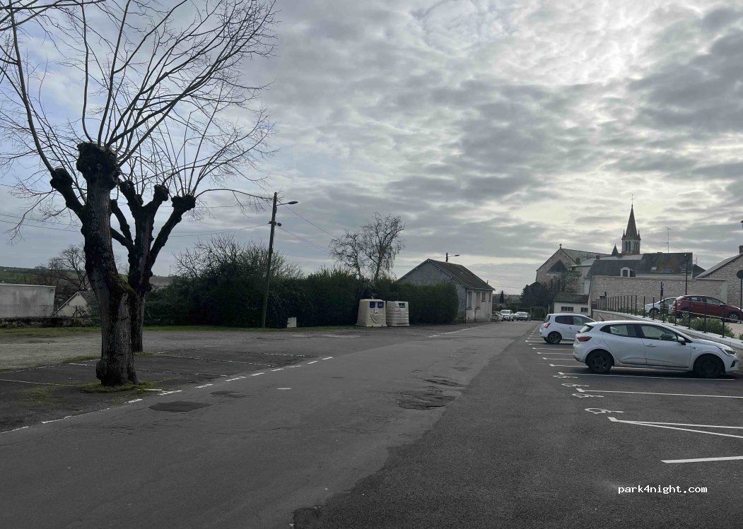 (37800) Sainte-Maure-de-Touraine - Rue du 11 Novembre — foto 2