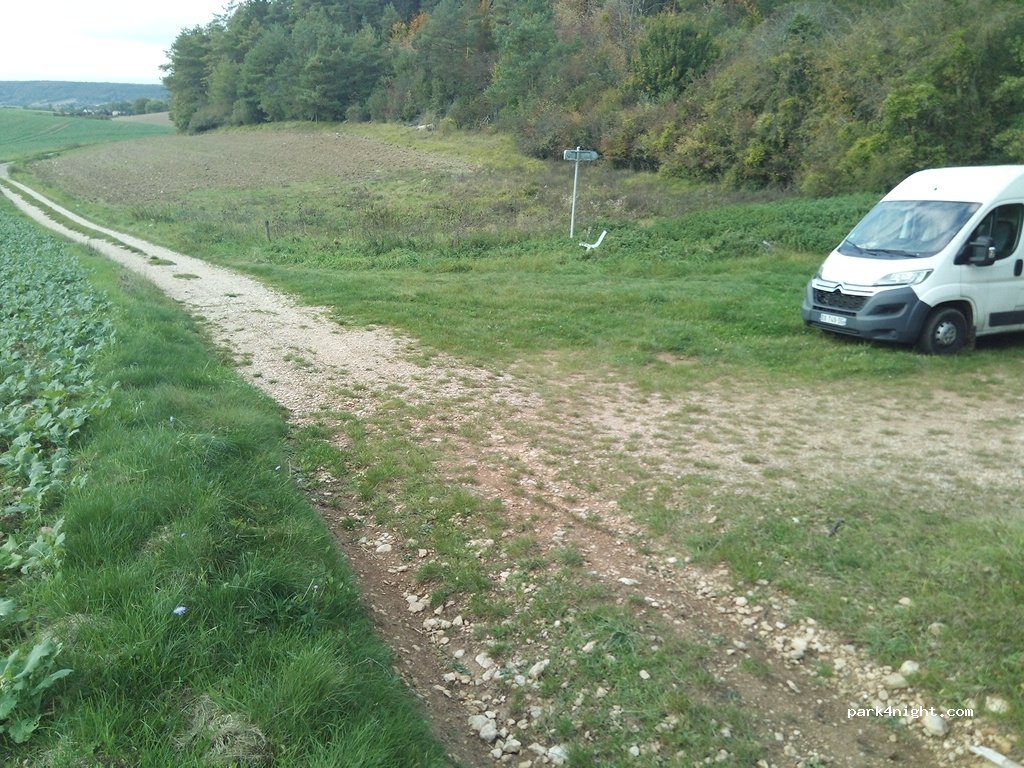 (52310) Viéville - Unnamed Road — foto 2