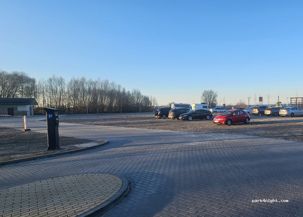 (81-198) Mosty - Unnamed Road — foto 3