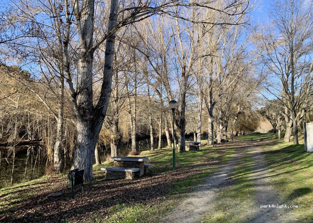 (5230-232) Algoso, Campo de Víboras e Uva - — foto 2