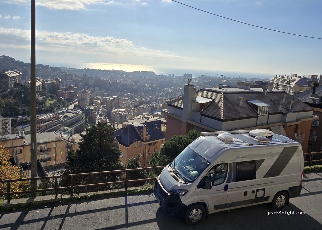 (16139) Genoa - Via Leonardo Fea — foto