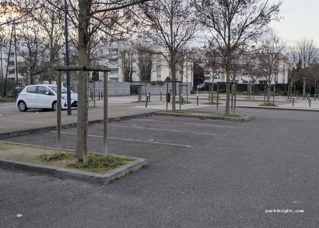 (31400) Toulouse - Avenue de Lespinet — foto