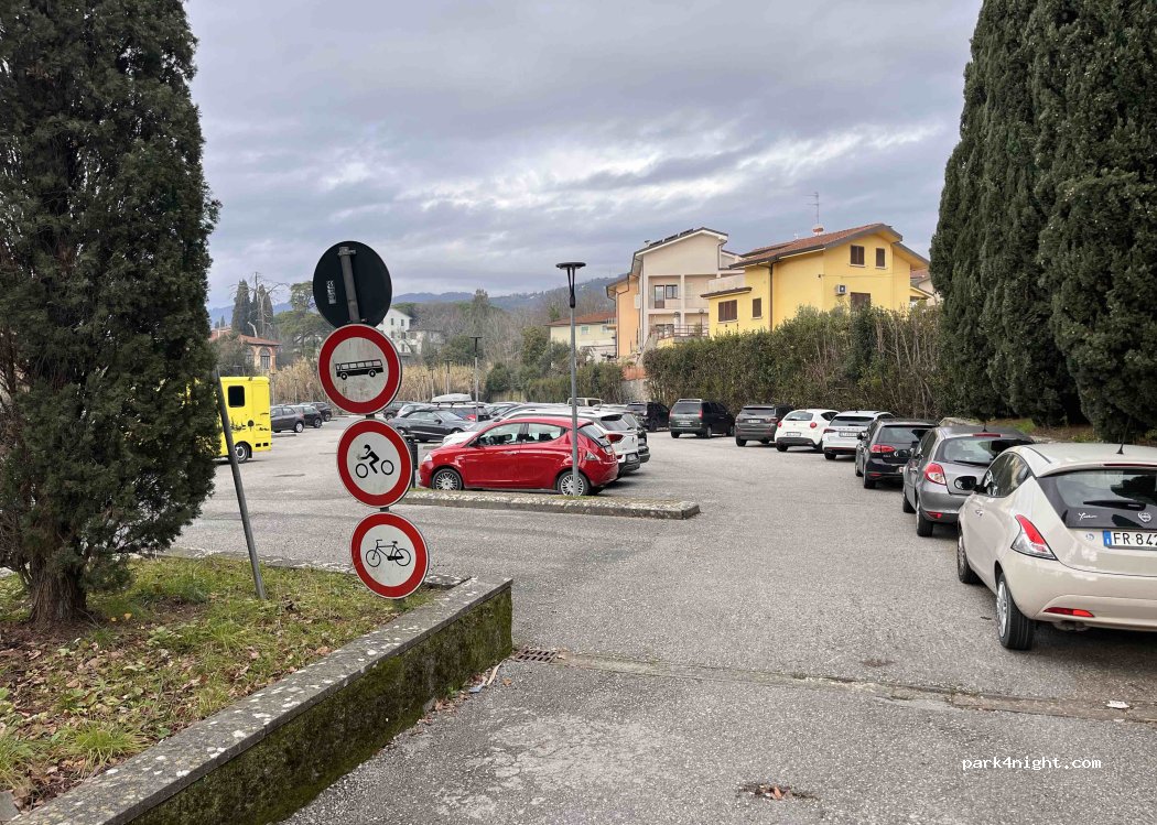 (51016) Montecatini-Terme - Via Guglielmo Marconi — foto