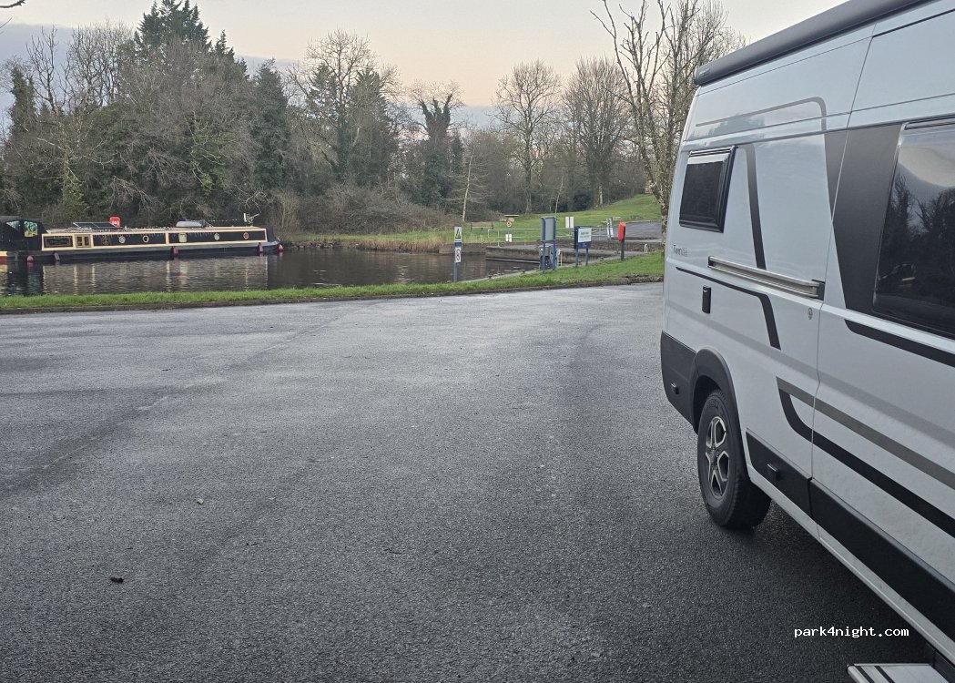 (D04 K7X4) Woodford Demesne - R199 — foto