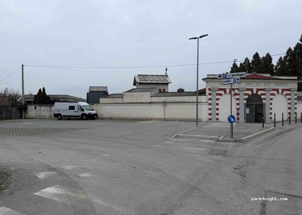 (12039) Verzuolo - Via Sottana — foto