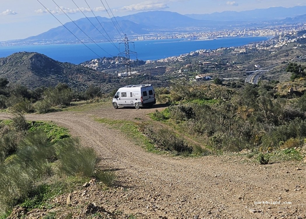 (29720) Rincón de la Victoria - Calle Valdeorras — foto 3
