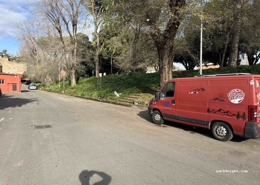 (00153) Rome - Via di Monte Testaccio — foto 2