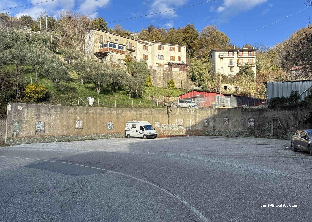 (88041) Motta Santa Lucia - Via Garibaldi — foto