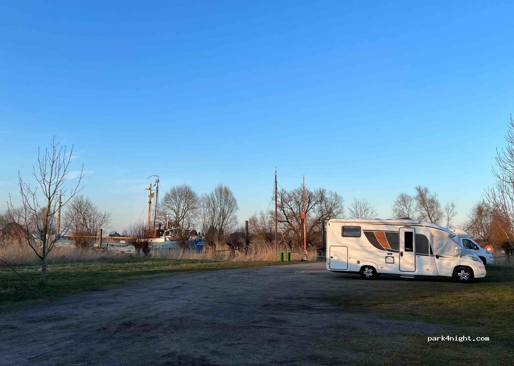 (21737) Wischhafen - 5-8 Hafenstraße — foto