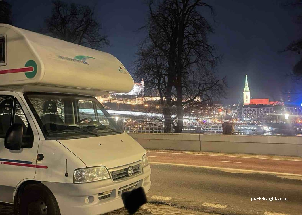(851 01) Petržalka - Viedenská cesta — foto 2