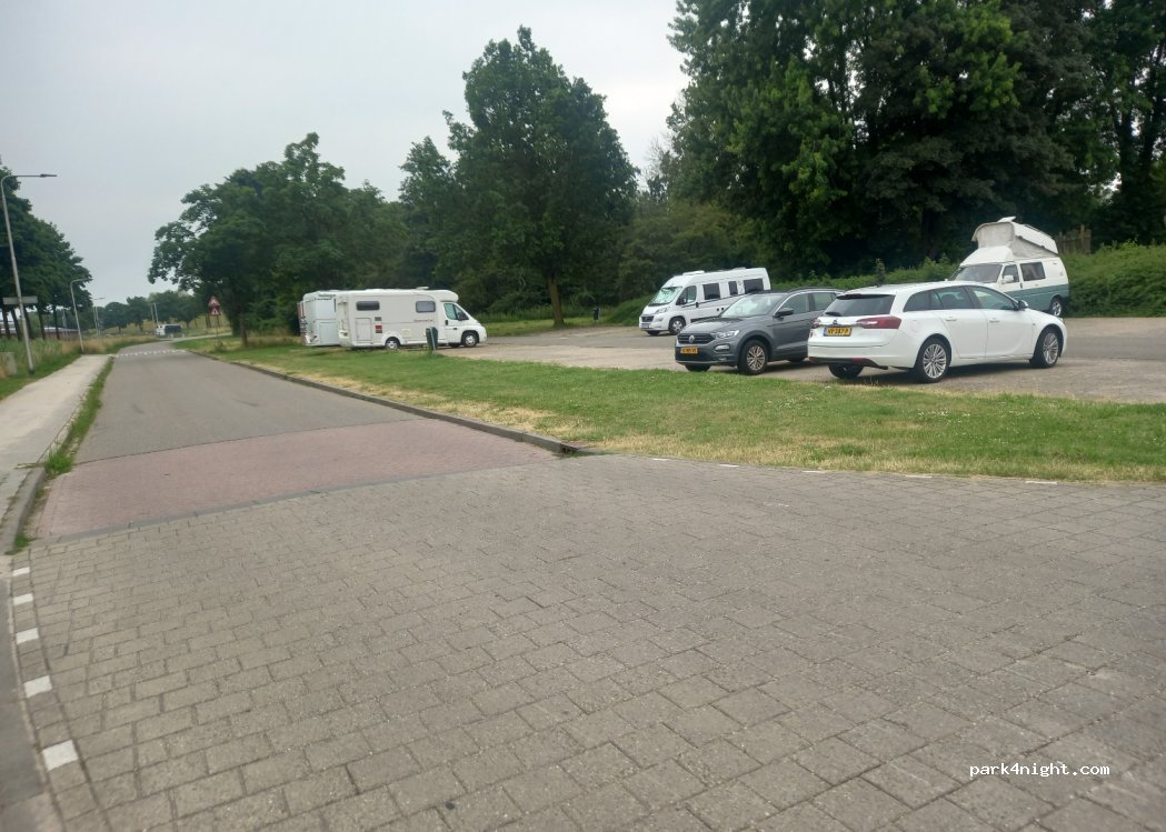 (6681) Bemmel - 8-10 Dijkstraat — foto 3