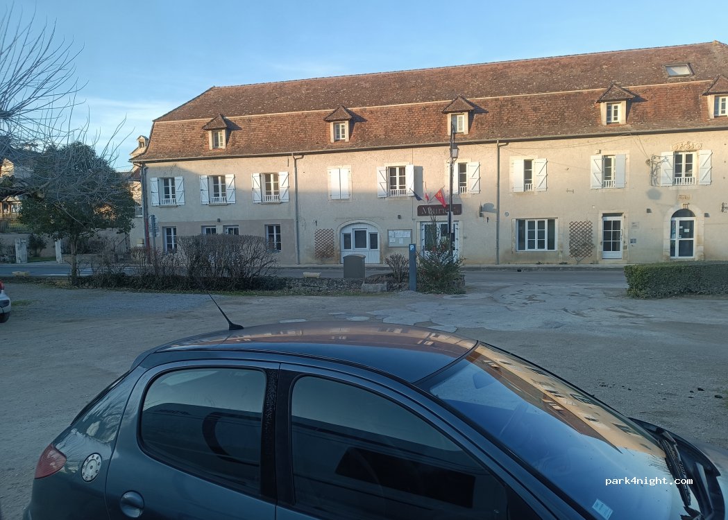 (46110) Carennac - D 20 — foto