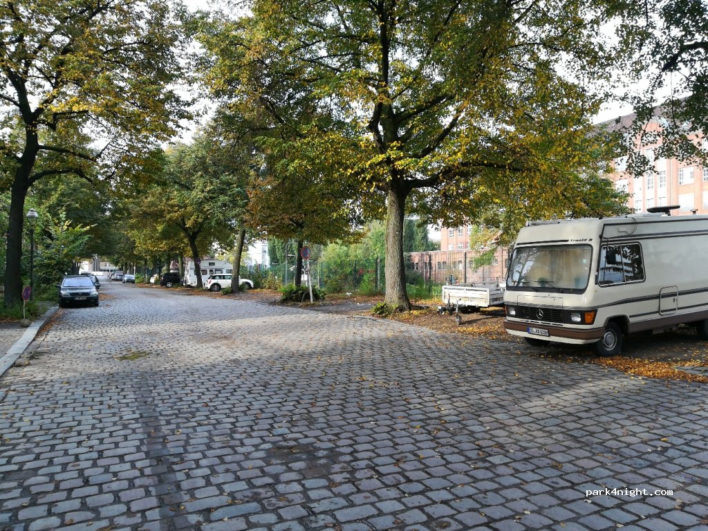 (10997) Berlin - 6 Schleusenufer — foto