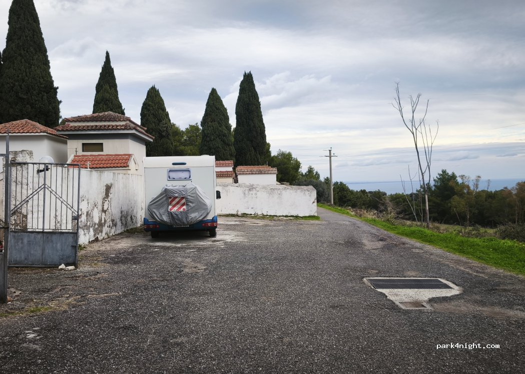 (87070) Roseto Capo Spulico - Via Pachicelli — foto