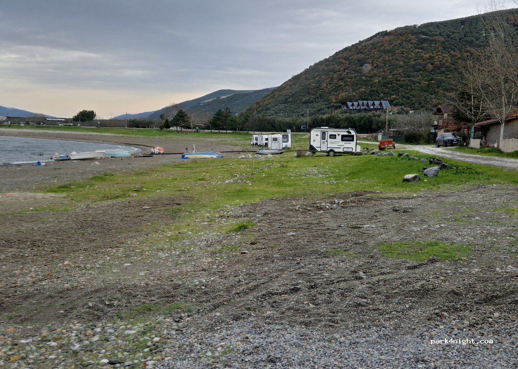 Parvan Camping — foto 3
