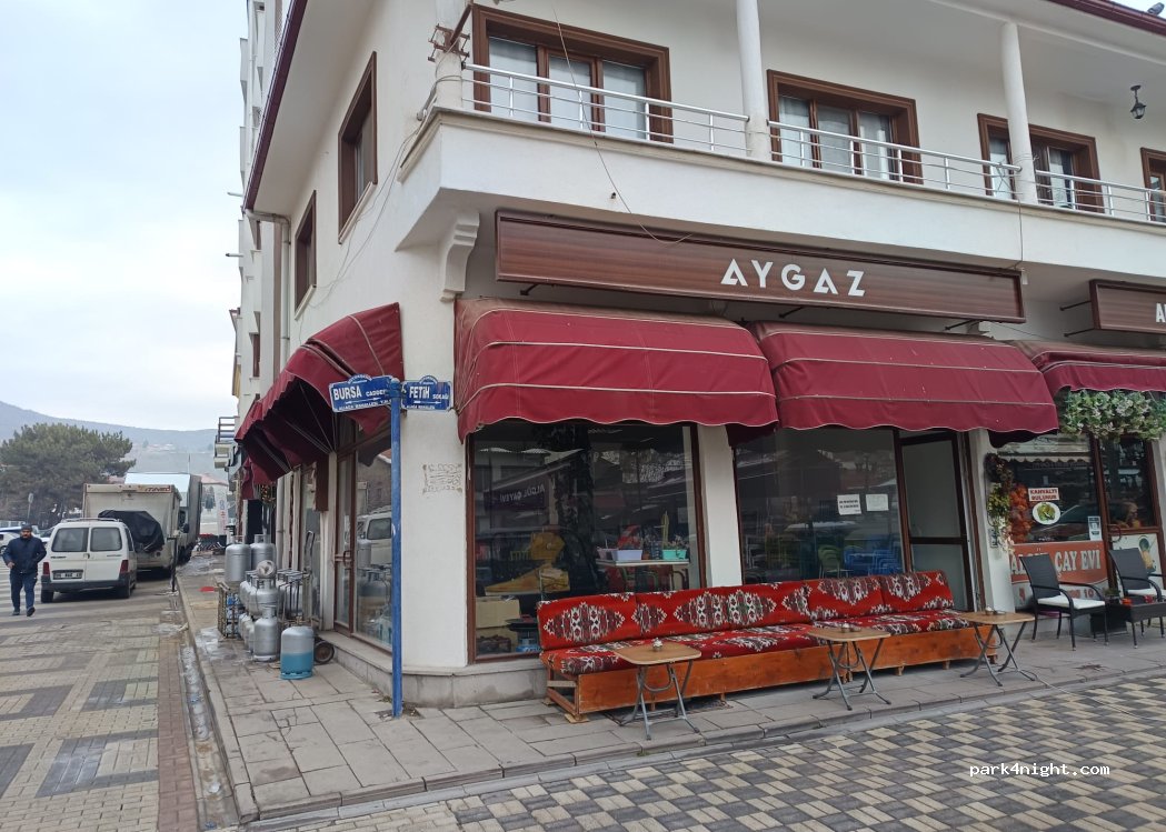 () Aliağa Mahallesi - Bursa Caddesi — foto