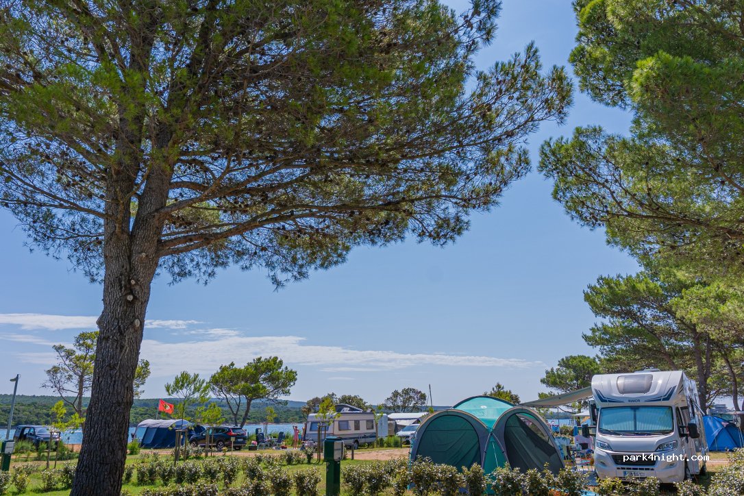 Lopari Camping Resort — foto 2