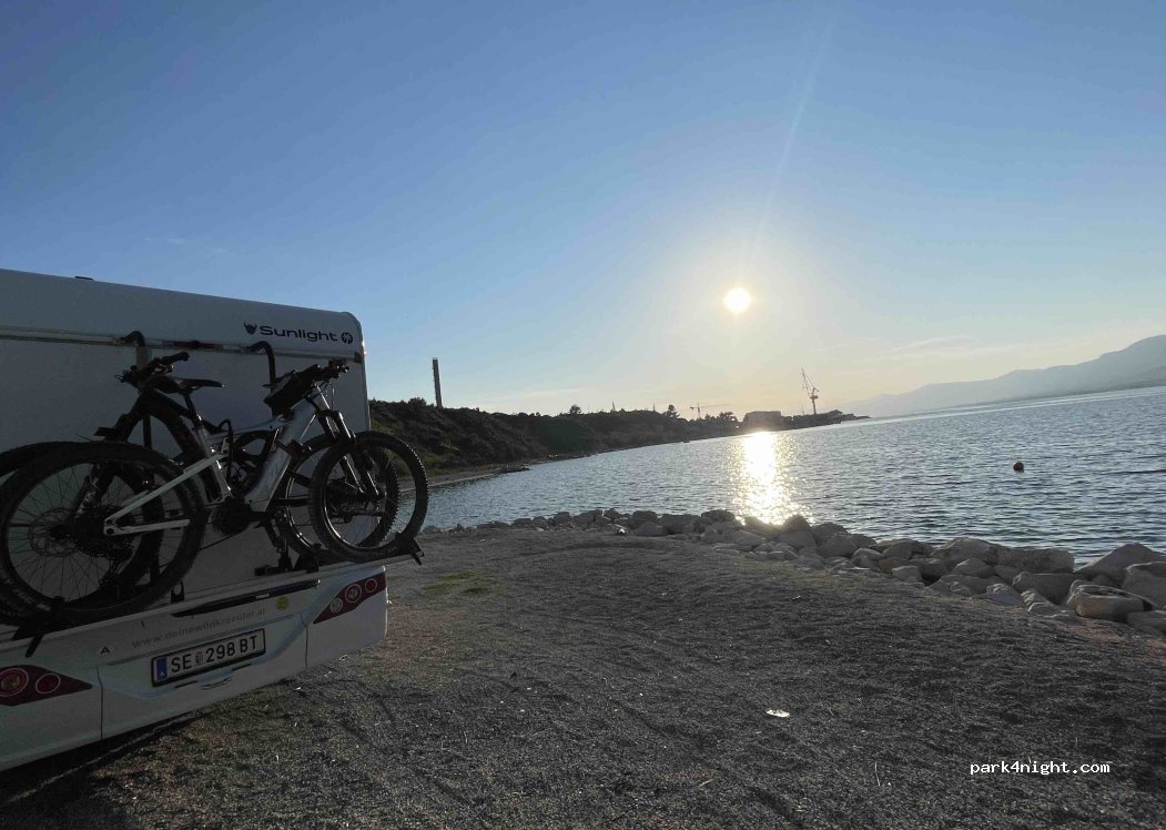 (21110) Split - Kopilica — foto