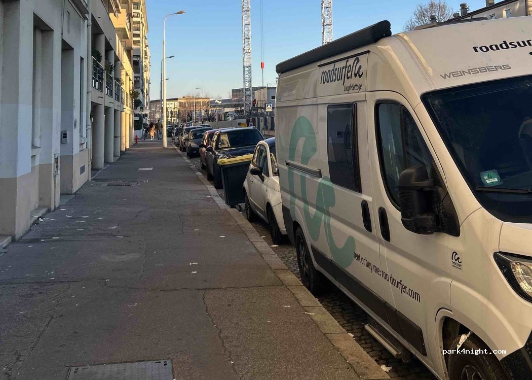 (69007) Lyon - Rue Gustave Nadaud — foto 4