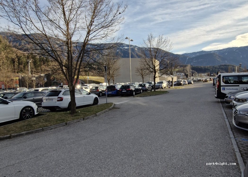 (39031) Bruneck - Brunico - Sankt Lorenzner Straße - Via San Lorenzo — foto