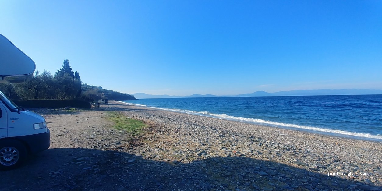 (370 10) Afissos - Eparchiaki Odos Lefokastrou-Afisou — foto 3