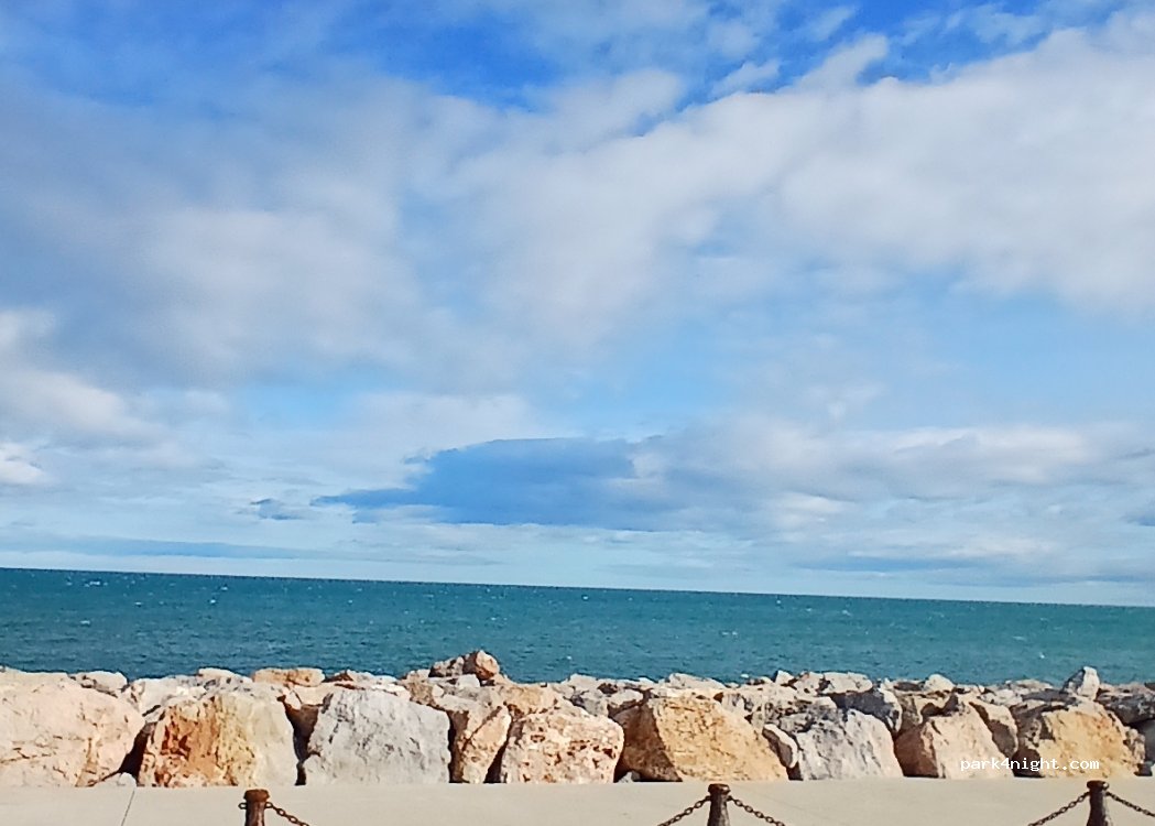 (66750) Saint-Cyprien - Promenade Marine Jean d'Ormesson — foto