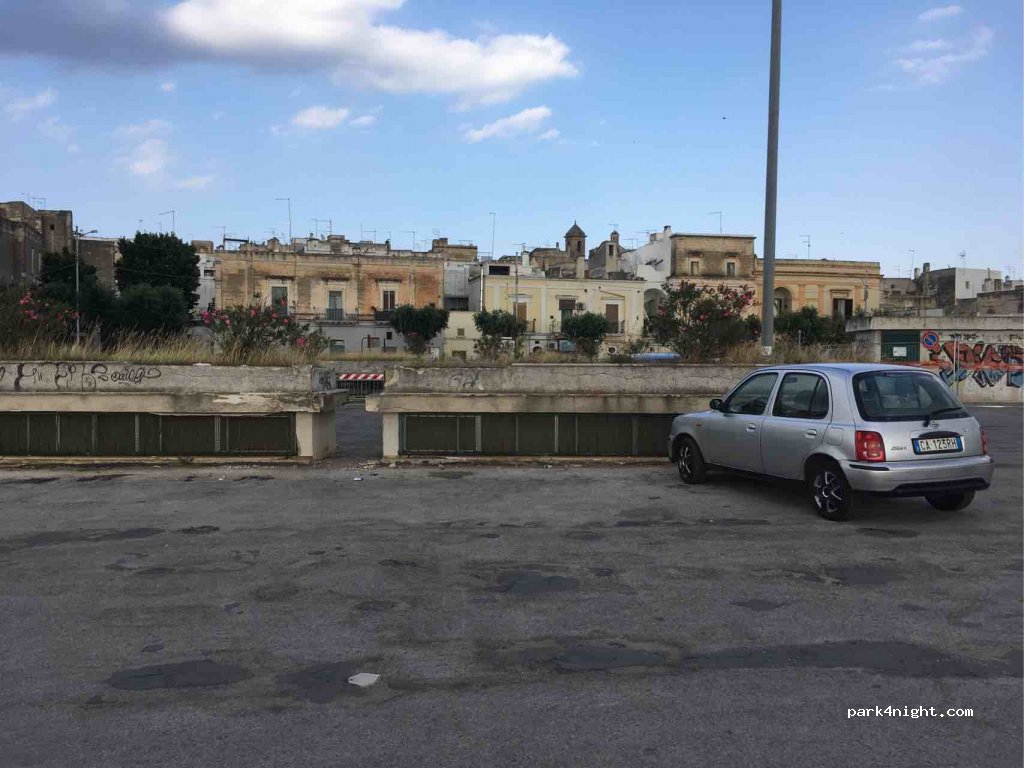 (74023) Grottaglie - 3 Via Papa Leone XIII — foto 2
