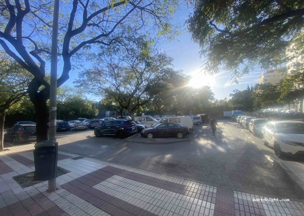 (29602) Marbella - Calle Pinsapo — foto